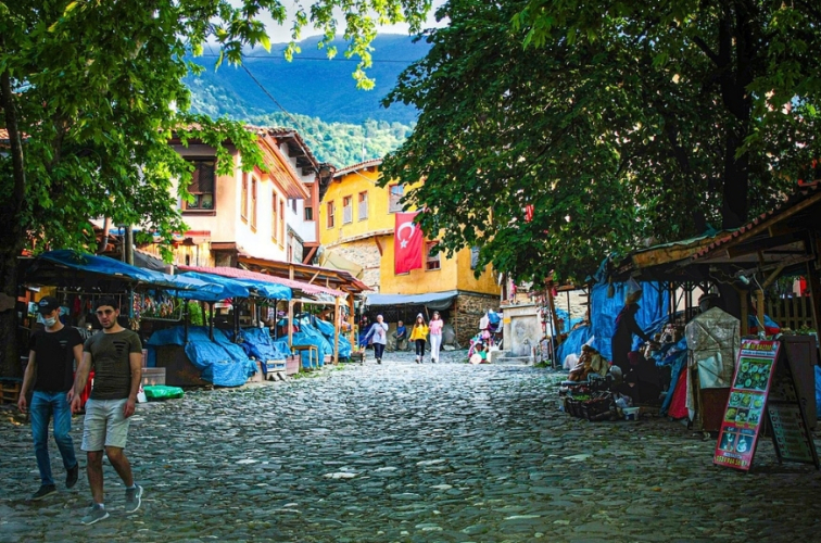 Kış Masalı Başlıyor: Kahvaltı Dahil Günübirlik Uludağ Turu!