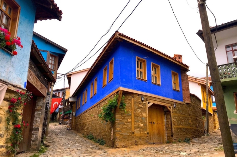 Kış Masalı Başlıyor: Kahvaltı Dahil Günübirlik Uludağ Turu!